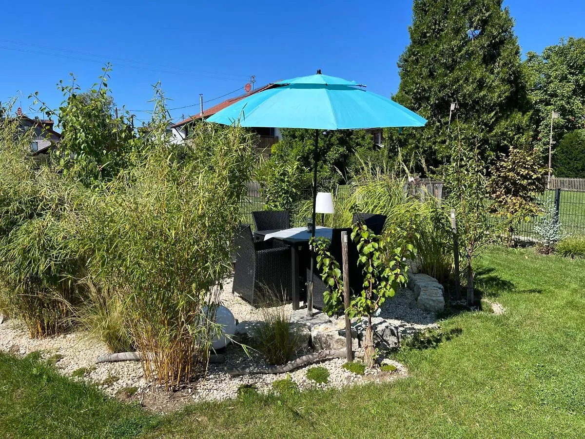 Homestay Hirschzimmer & Strandzimmer Utting am Ammersee Germany