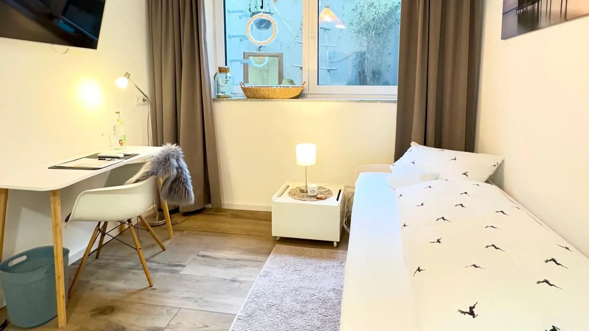 Hirschzimmer & Strandzimmer Utting am Ammersee